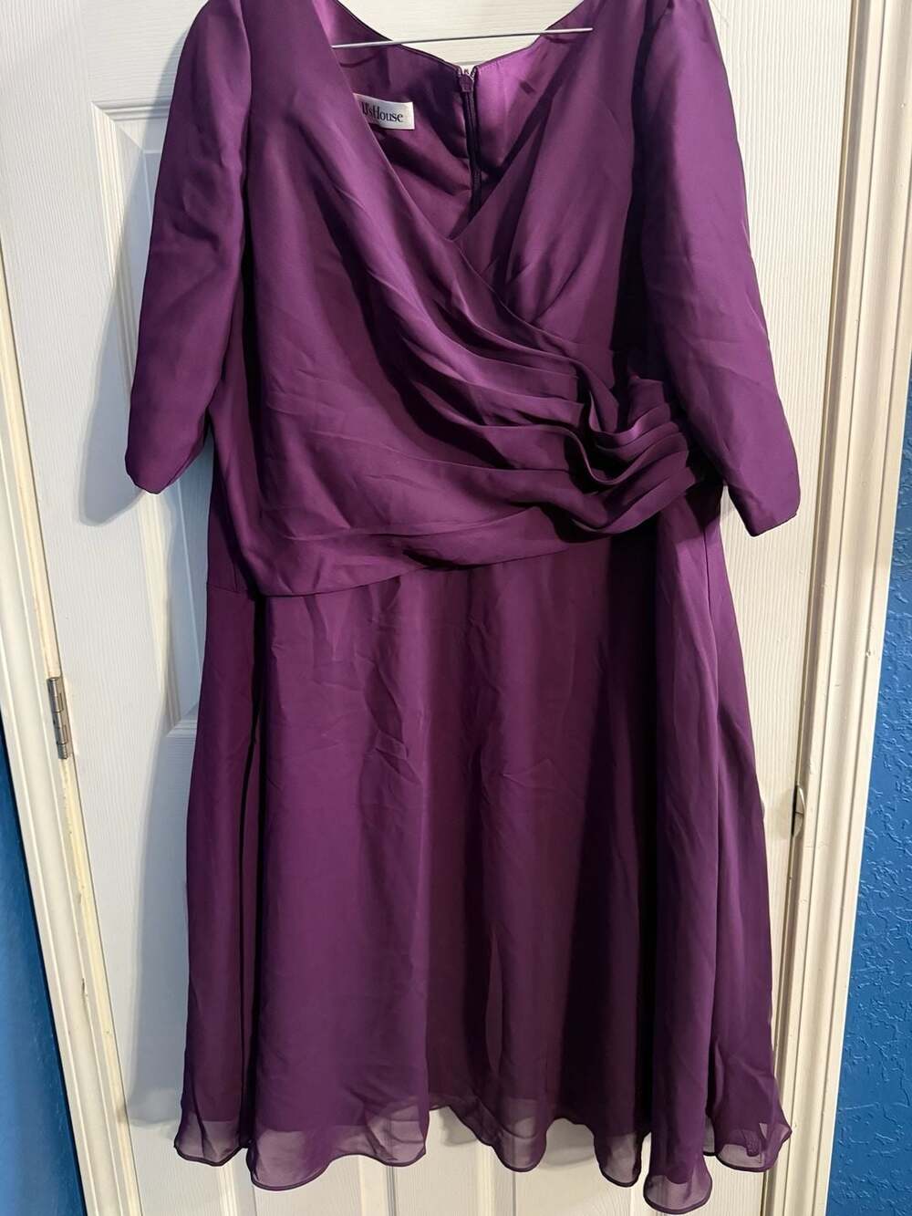 JJ's House V-Neck Chiffon Dress with 3/4-Length Sleeves and Pleated Ruffles